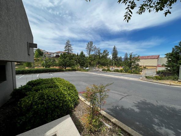 Plaza Buenaventura: 1335 Buenaventura Blvd, Redding, CA 96001